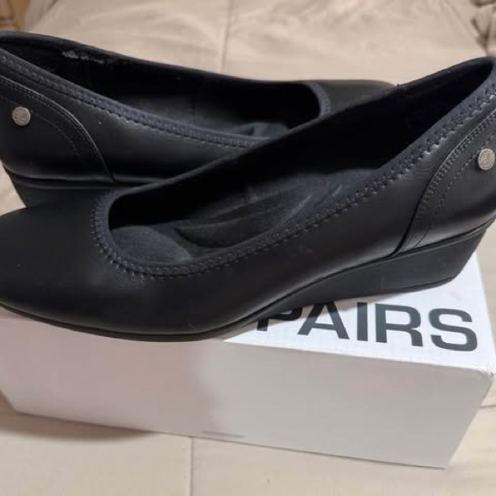 Comfortable Black Women’s Wedge  - B